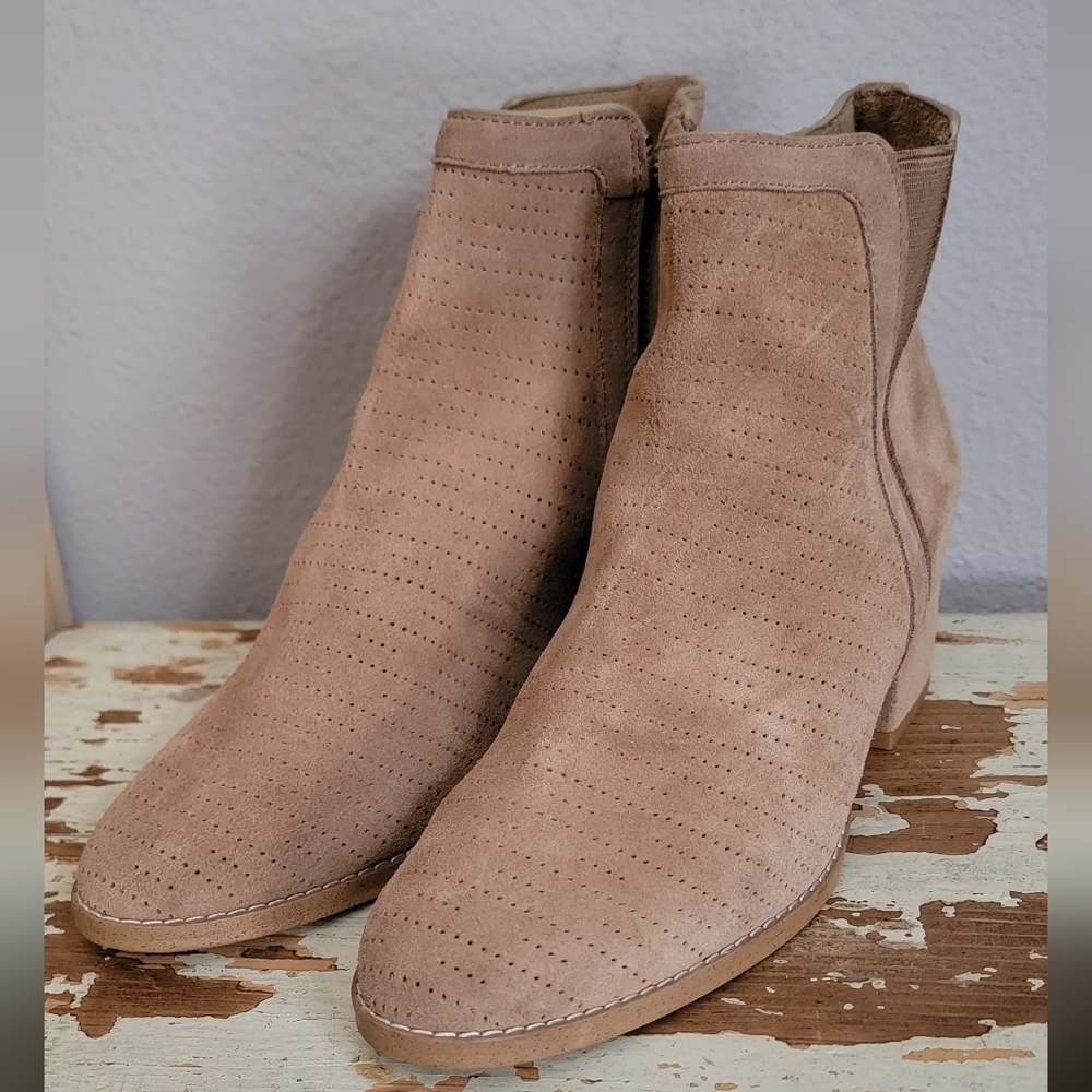 Splendid Ankle Booties